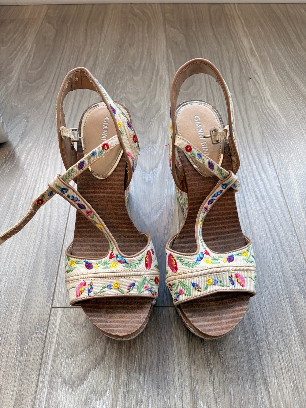 Gianni Bini Cream Embroidered Floral Wedge Sandals
